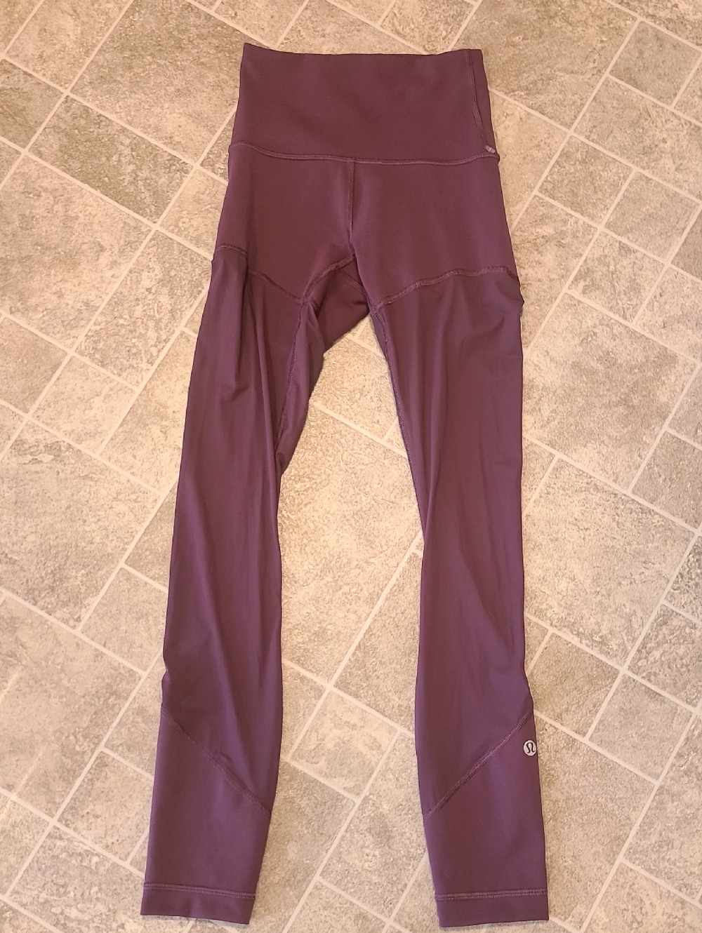 lululemon athletica Plum/Mulberry Performance Leggings sz 0